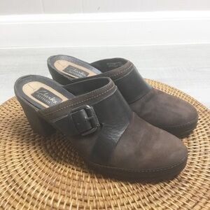 Clarks Artisan Heels Brown Bootie Size 7.5 Shoes